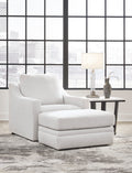 Maitelynn Chair