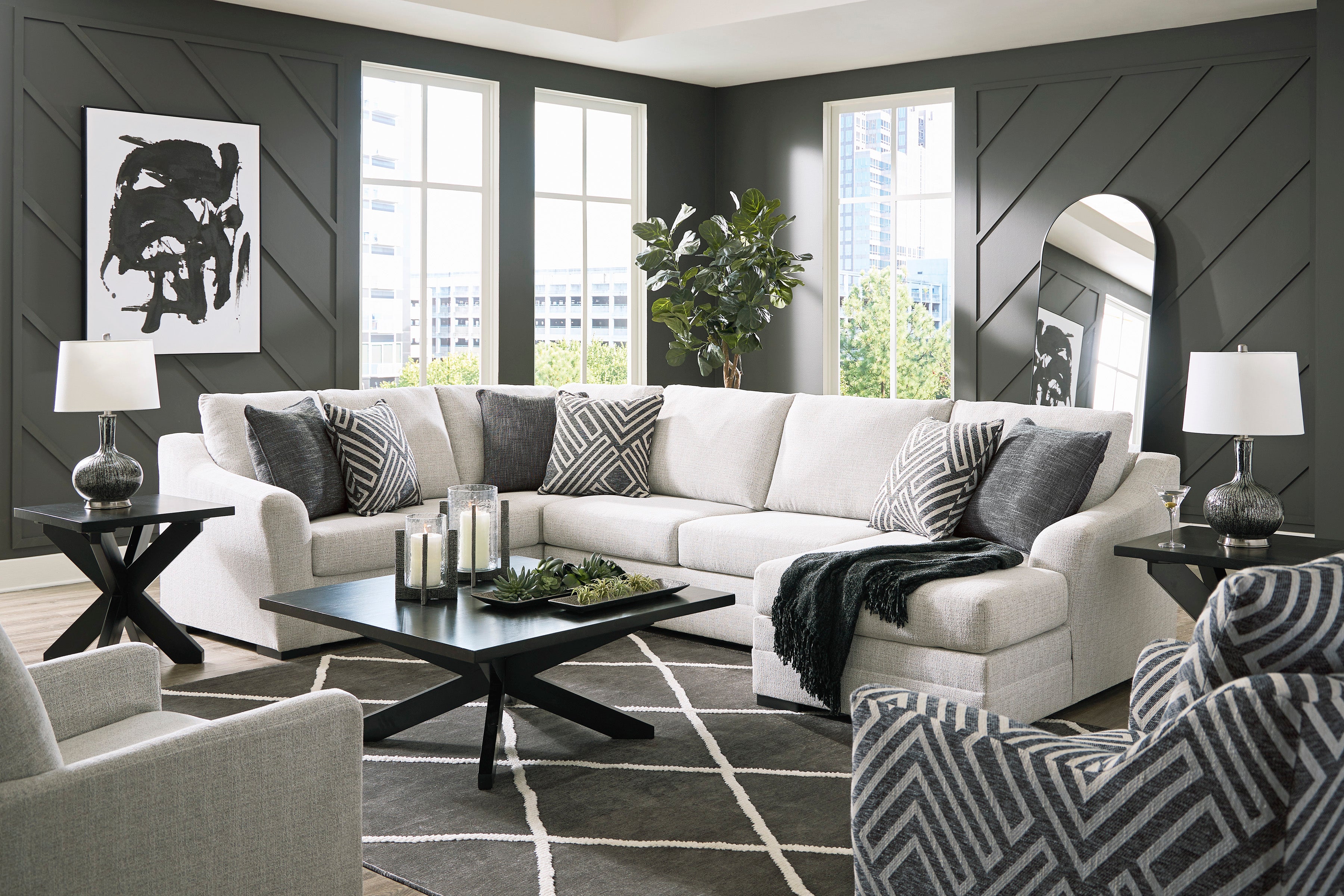 Koralynn 3-Piece Sectional with Chaise