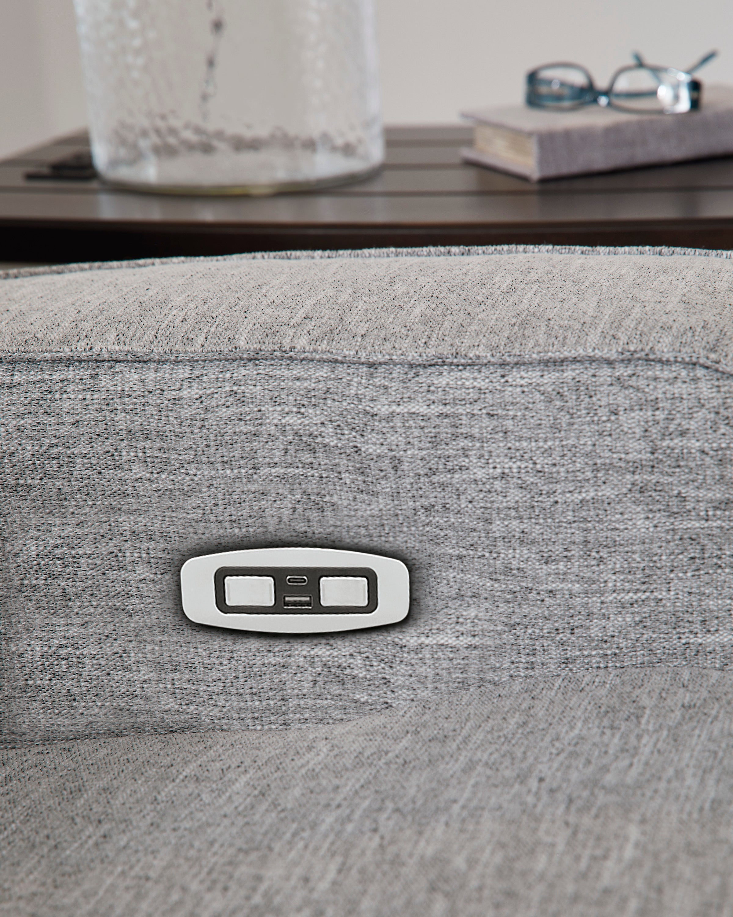 Biscoe PWR REC Sofa with ADJ Headrest