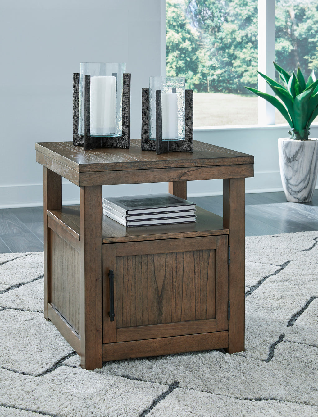 Boardernest Cocktail TBL w/4 Stools