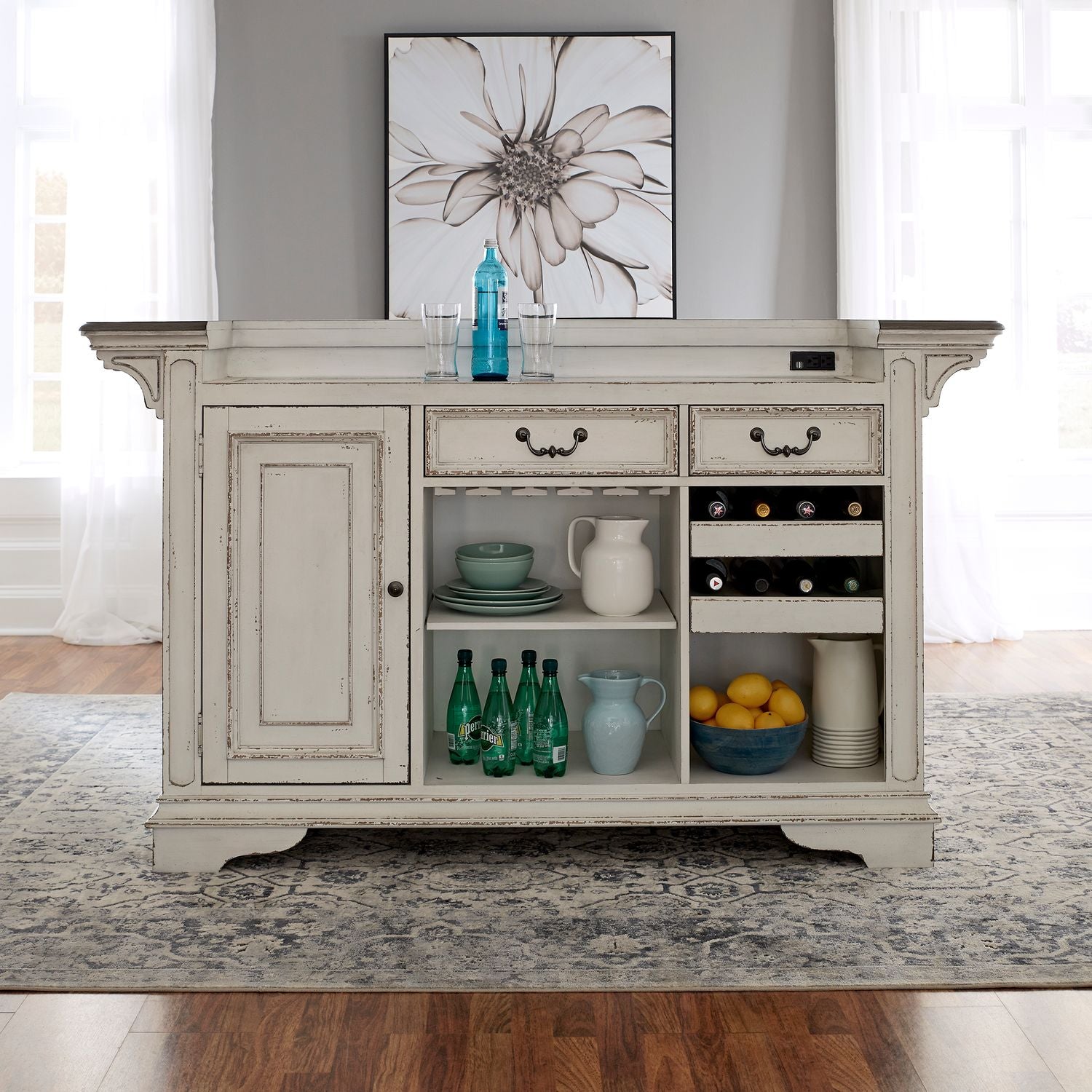 Magnolia bar